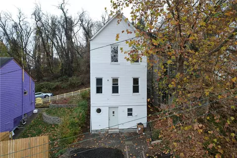 17 Woessner Ave, Pittsburgh, PA 15212