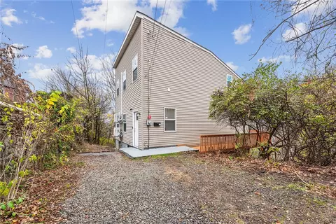 16 Province St, Pittsburgh, PA 15212