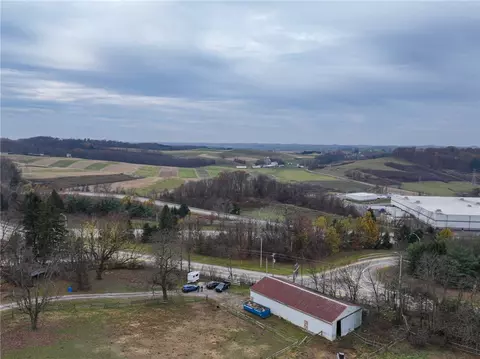 846 Ada Ln, Greensburg, PA 15601