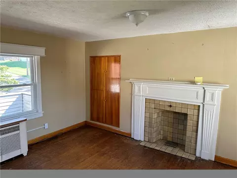 601 605 Fruit Ave, Farrell, PA 16121 photo 13