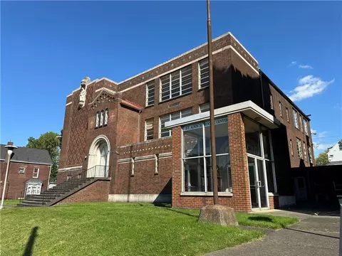 601 605 Fruit Ave, Farrell, PA 16121 photo 23