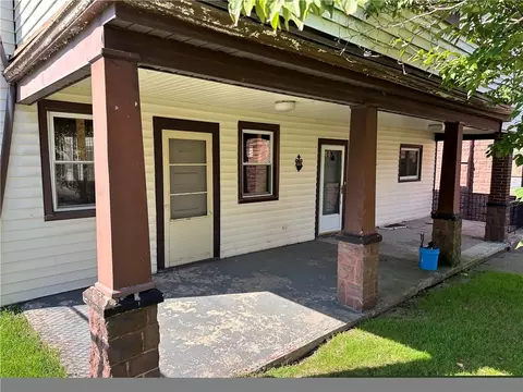 601 605 Fruit Ave, Farrell, PA 16121 photo 18