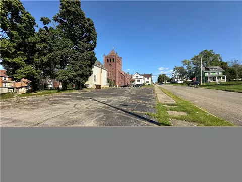 601 605 Fruit Ave, Farrell, PA 16121 photo 36