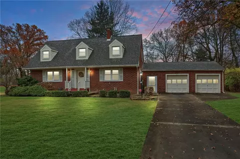 212 Tulagi Way, New Castle, PA 16105