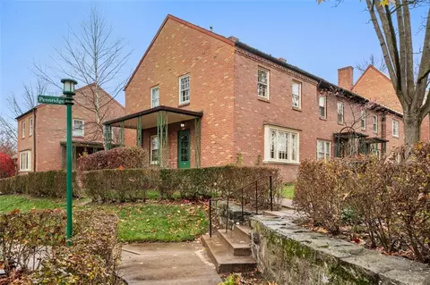 620 Olympia Rd, Pittsburgh, PA 15211