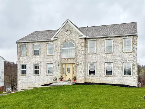 205 Compass Ct, Mcdonald, PA 15057