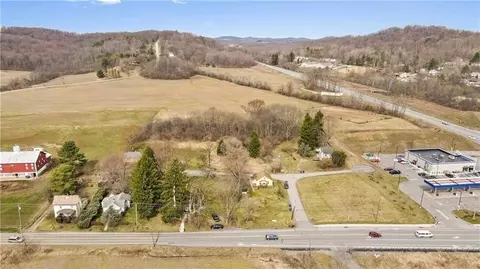 116 Warrendale Rd, Mars, PA 16046 photo 2
