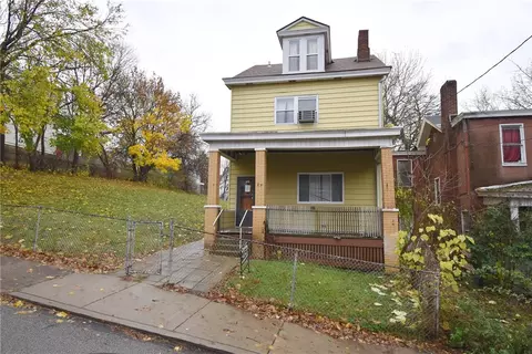 924 Industry St, Pittsburgh, PA 15210