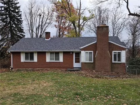 119 Cherrywood Dr, Glenshaw, PA 15116