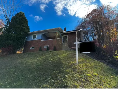 177 Oak St, Ambridge, PA 15003