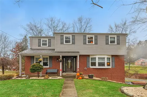 2 Kiltie Dr, Pittsburgh, PA 15235