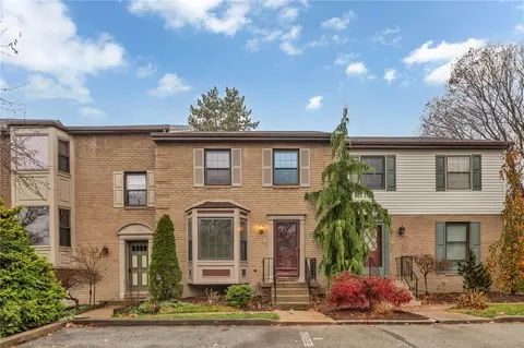 203 Rainprint Ln, Murrysville, PA 15668