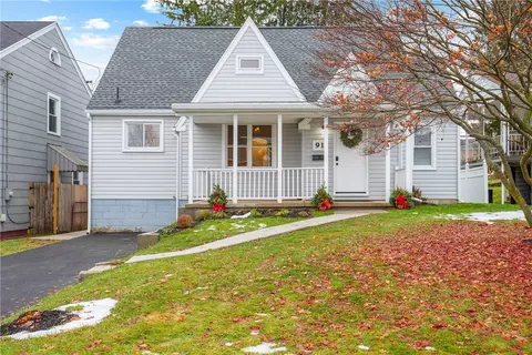 91 Violet St, Johnstown, PA 15905