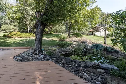 Exterior - 1365 Venetia Rd, Eighty Four, PA 15330 photo 5 of 11