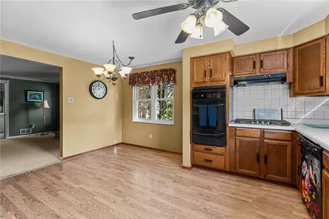 Kitchen - 1365 Venetia Rd, Eighty Four, PA 15330 photo 4 of 4