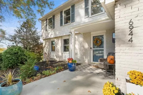 6944 Mellon Rd, Export, PA 15632