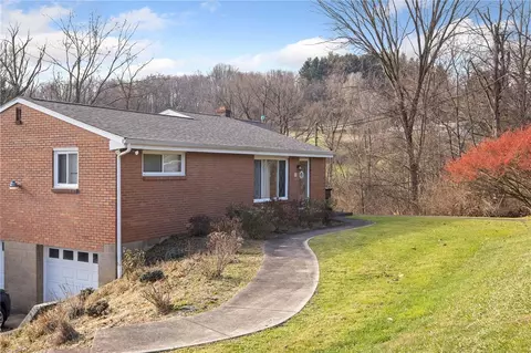 152 Denny Rd, Valencia, PA 16059
