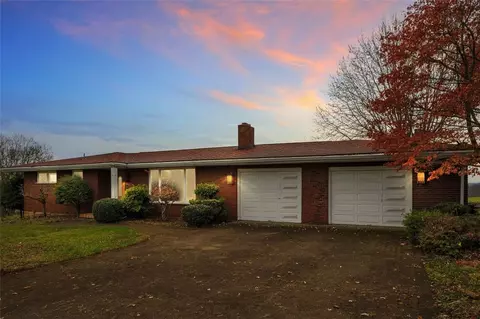 920 Vernon Dr, Belle Vernon, PA 15012