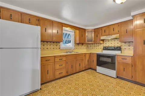 175 Wayne St, Beaver, PA 15009 photo 8