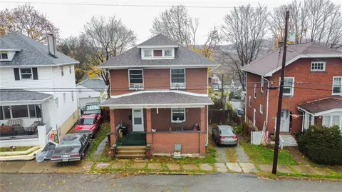 305 Margaret St, Jeannette, PA 15644