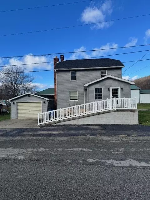 125 Hillview Ln, Melcroft, PA 15462