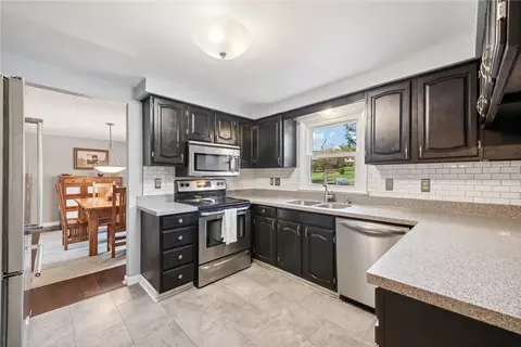 5912 Graybrooke Dr, Export, PA 15632 photo 9