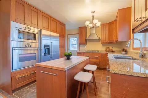 Kitchen - 101 Marshall Dr, Coraopolis, PA 15108 photo 1 of 4