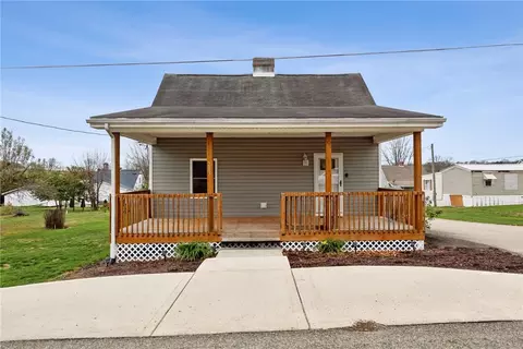 213 16th St, Derry, PA 15627