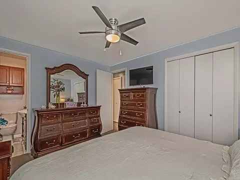 Bedroom - 514 Reuschell Dr, Apollo, PA 15613 photo 2 of 4