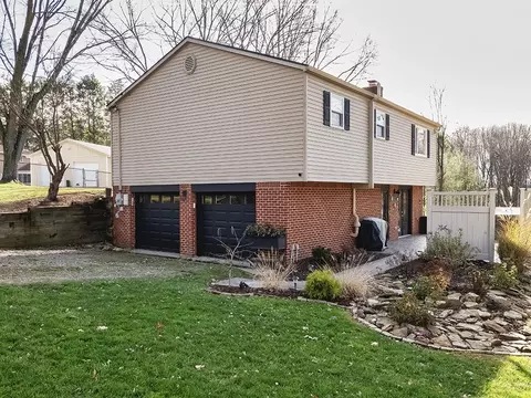 Exterior - 514 Reuschell Dr, Apollo, PA 15613 photo 4 of 14