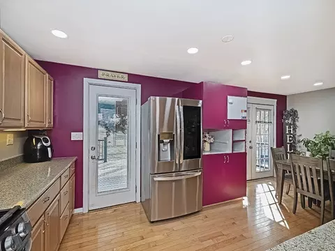 Kitchen - 514 Reuschell Dr, Apollo, PA 15613 photo 4 of 4