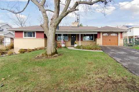 1211 Goodman St, Pittsburgh, PA 15218