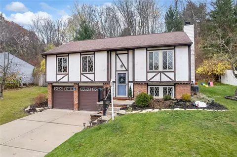 24 Kohleen Dr, Mckees Rocks, PA 15136