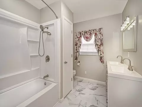 407 Walnut St, Vandergrift, PA 15690 photo 22