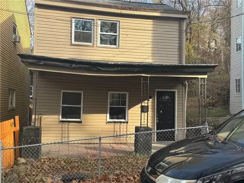 1452 Geyer Ave, Pittsburgh, PA 15212