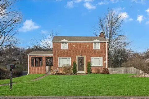 6527 Ventura Dr, Pittsburgh, PA 15236
