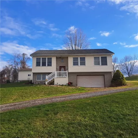 190 Hill Rd, Georgetown, PA 15043