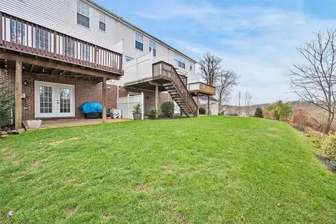 516 E Vanderbilt Dr, Mars, PA 16046 photo 35