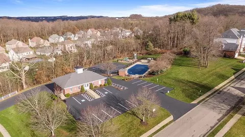 516 E Vanderbilt Dr, Mars, PA 16046 photo 40
