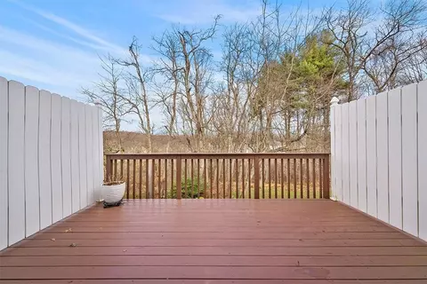 516 E Vanderbilt Dr, Mars, PA 16046 photo 20