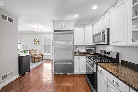 516 E Vanderbilt Dr, Mars, PA 16046 photo 7
