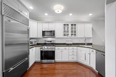 516 E Vanderbilt Dr, Mars, PA 16046 photo 4
