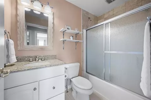 516 E Vanderbilt Dr, Mars, PA 16046 photo 28