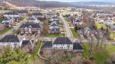 516 E Vanderbilt Dr, Mars, PA 16046 photo 38