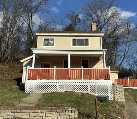 31 Stewart Ave, Pittsburgh, PA 15227