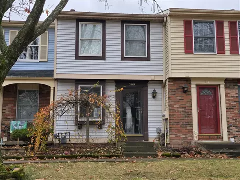 309 W Redrome Cir, Bridgeville, PA 15017