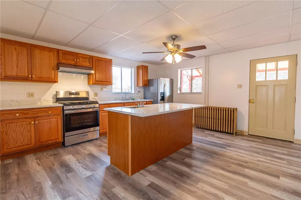  1149 Goldstrohm Ln, Duquesne, PA 15110 photo 3