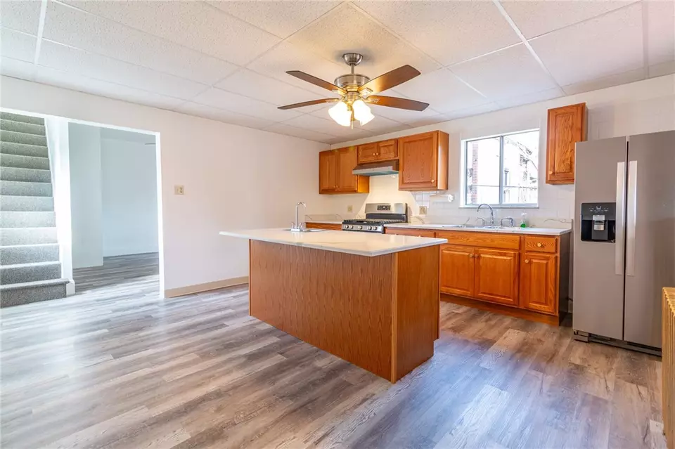  1149 Goldstrohm Ln, Duquesne, PA 15110 photo 4