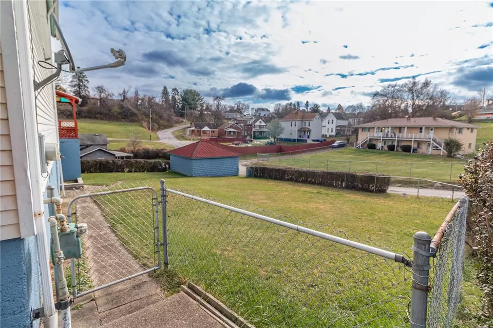 1149 Goldstrohm Ln, Duquesne, PA 15110 photo 33