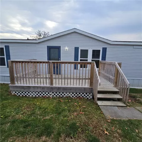 75 Wagner Dr, Mcdonald, PA 15057
